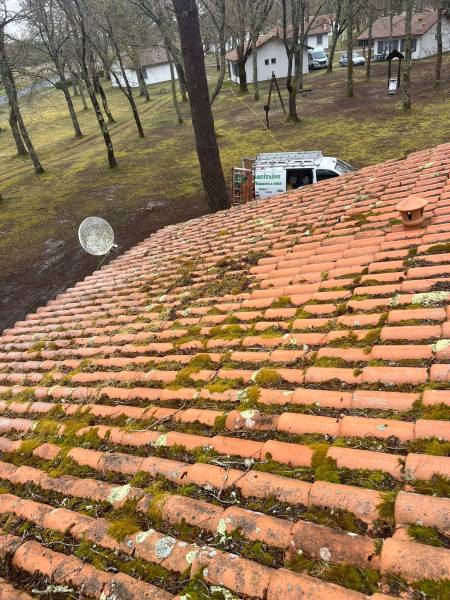 Nettoyage toiture gîtes communaux sur Grayan et l’hôpital