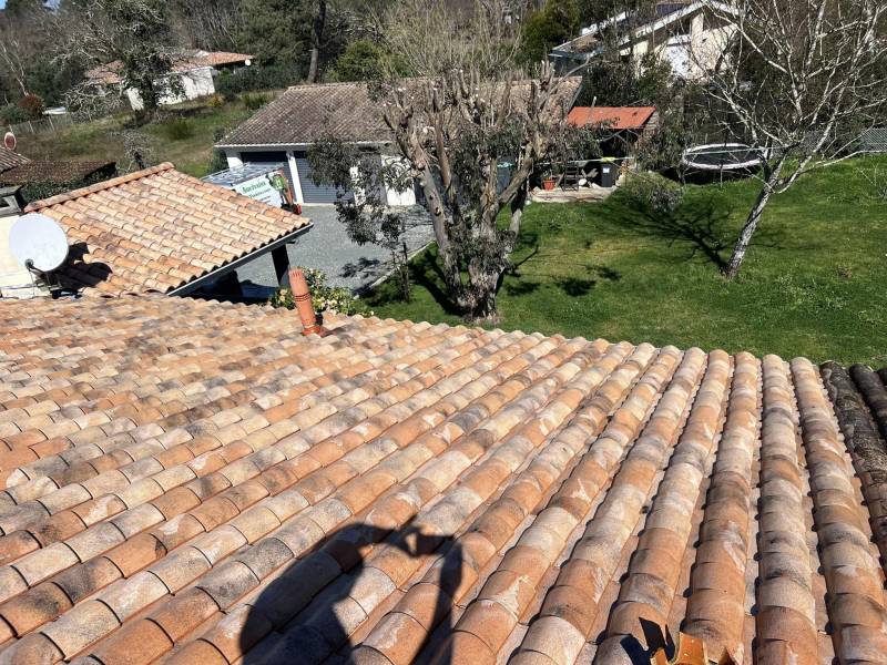 Devis pour nettoyage de toiture avec traitement hydrofuge dans le Médoc 33