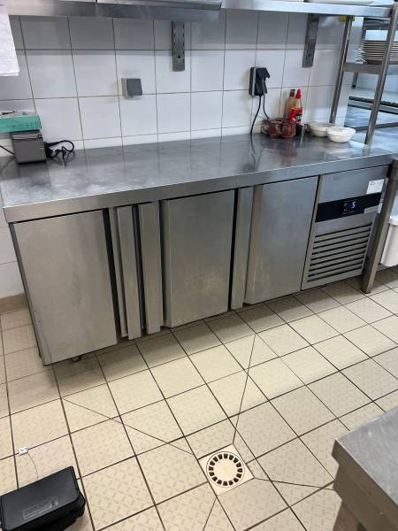 Dératisation annuelle sur un restaurant camping à Montalivet-les-Bains 33930 : Prévenir l'invasion de rats pour respect de normes HACCP et sanitaire