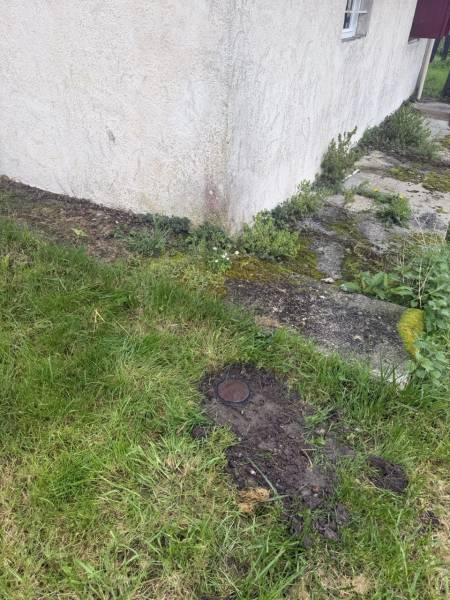 Installation-de-pièges-appâts-anti-termites-dans-le-médoc